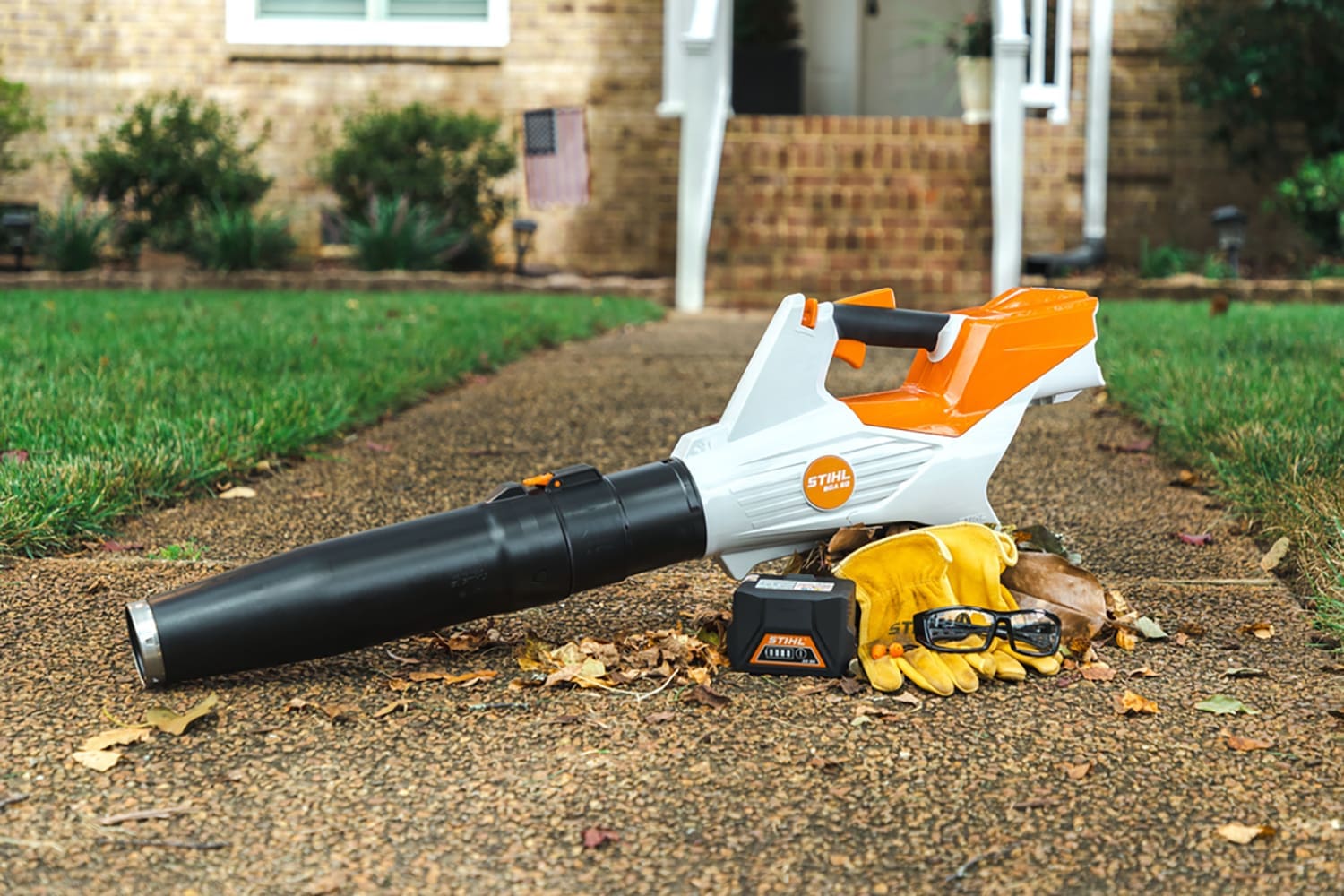 Primera vez que tengo un jardín - ¿qué bordeadora debería comprar?  (Australia) : r/landscaping, image size:1500x1000